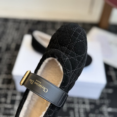 代购级 Dior 26ss 秋冬新品 羊毛玛丽珍 芭蕾舞鞋 新品DIOR格纹芭蕾舞 好乖啊~ 芭蕾鞋经典的迪奥藤格纹元素 代购级 Dior 26ss 秋冬新品 羊毛玛丽珍 芭蕾舞鞋 新品DIOR格纹芭蕾舞 好乖啊~ 芭蕾鞋经典的迪奥藤格纹元素