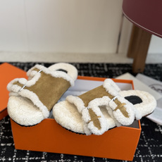 代购级 Hermes 26ss 爱马仕最新秋冬毛拖 超级百搭好看时髦 超多明星网红种草 秋冬必备 随意舒适高级感 鞋面: 代购级 Hermes 26ss 爱马仕最新秋冬毛拖 超级百搭好看时髦 超多明星网红种草 秋冬必备 随意舒适高级感 鞋面:
