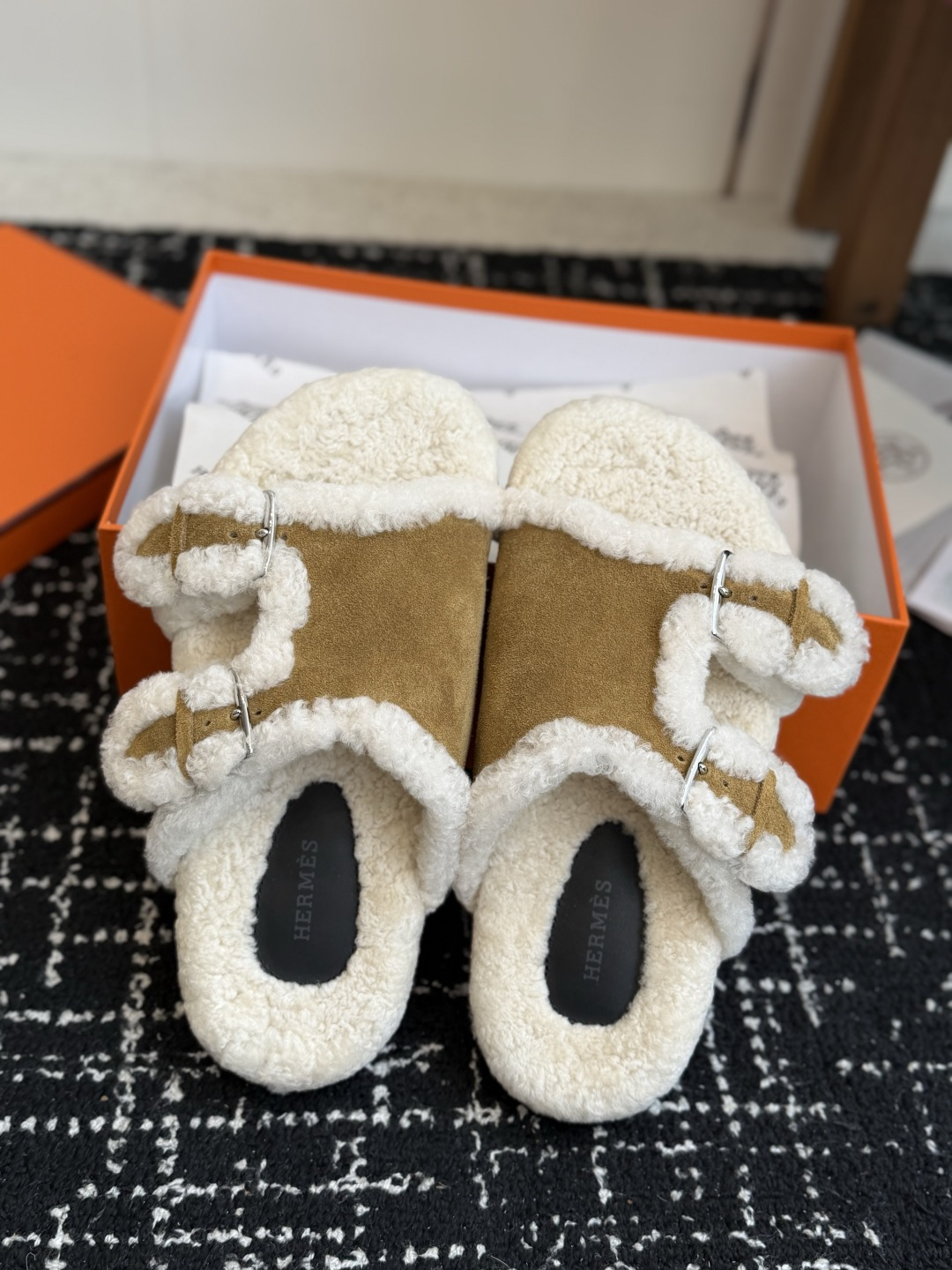 代购级 Hermes 26ss 爱马仕最新秋冬毛拖 超级百搭好看时髦 超多明星网红种草 秋冬必备 随意舒适高级感 鞋面: 代购级 Hermes 26ss 爱马仕最新秋冬毛拖 超级百搭好看时髦 超多明星网红种草 秋冬必备 随意舒适高级感 鞋面: