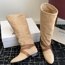 代购级 IsabelMarant 伊莎贝尔 26ss新款短靴长靴 设计显腿细,松紧设计,适合各种纬度! 无任何装饰,简 代购级 IsabelMarant 伊莎贝尔 26ss新款短靴长靴 设计显腿细,松紧设计,适合各种纬度! 无任何装饰,简
