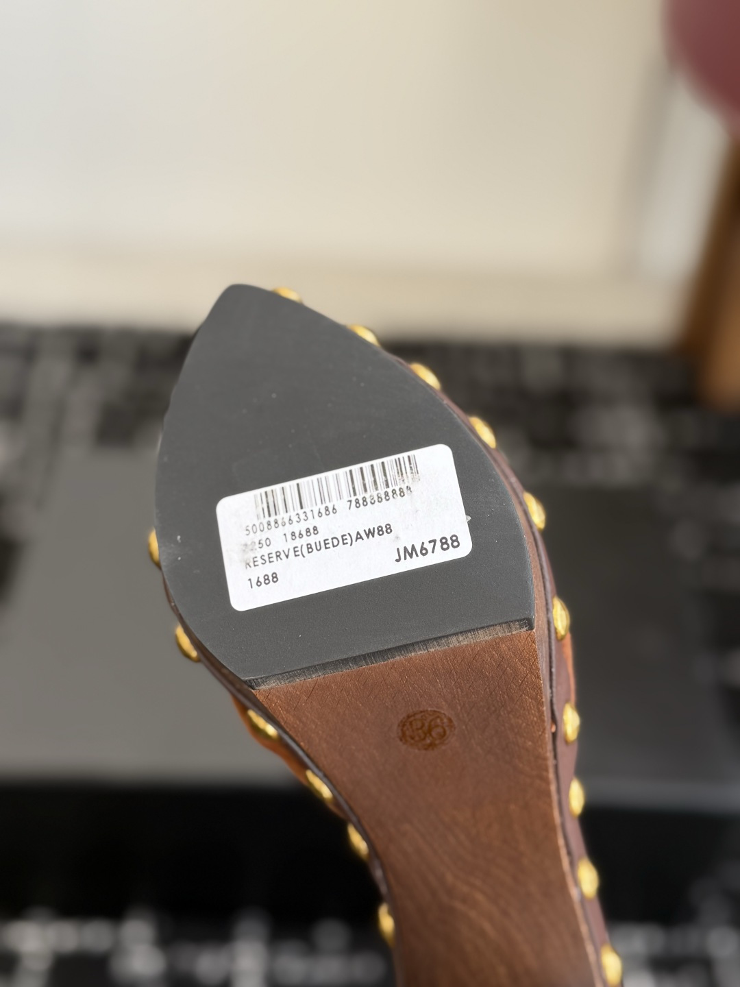 代购级 Saint LaurentYSL 26ss最新走秀时装 水台高跟凉拖鞋 顶级品质 轻奢而不累脚、上脚可随意搭配春