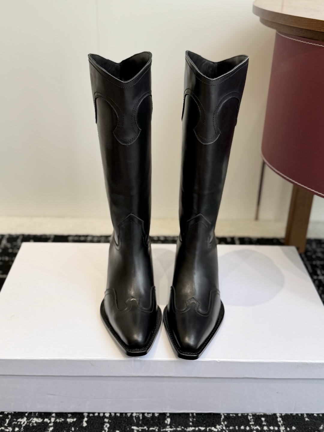 代购级（黑皮） Celine 赛琳 26ss秋冬新品 复古粗跟 切尔西 尖头 长靴 高靴 骑士靴 塞琳这一季好看的款式真