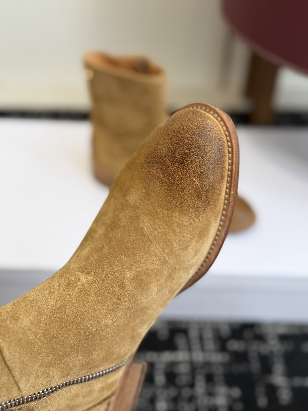 代购级短靴 Celine 赛琳 26ss秋冬新品 粗跟 短靴 塞琳这一季好看的款式真的是很多 比如这款军靴就很机车风 代购级短靴 Celine 赛琳 26ss秋冬新品 粗跟 短靴 塞琳这一季好看的款式真的是很多 比如这款军靴就很机车风