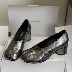 东莞代购级(官网同步✈️盒包装) Maison Margiela 马吉拉 26ss 粗跟分趾鞋 Tabi分趾鞋 芭蕾舞鞋 东莞代购级(官网同步✈️盒包装) Maison Margiela 马吉拉 26ss 粗跟分趾鞋 Tabi分趾鞋 芭蕾舞鞋