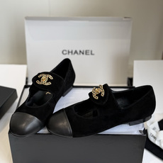 东莞代购级 CHANEL 香奈儿 26ss 圆头 金属扣玛丽珍 单鞋 第一眼看上就被种草了根据天气变化自由穿搭!套上袜 东莞代购级 CHANEL 香奈儿 26ss 圆头 金属扣玛丽珍 单鞋 第一眼看上就被种草了根据天气变化自由穿搭!套上袜