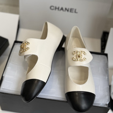 东莞代购级 CHANEL 香奈儿 26ss 圆头 金属扣玛丽珍 单鞋 第一眼看上就被种草了根据天气变化自由穿搭!套上袜 东莞代购级 CHANEL 香奈儿 26ss 圆头 金属扣玛丽珍 单鞋 第一眼看上就被种草了根据天气变化自由穿搭!套上袜