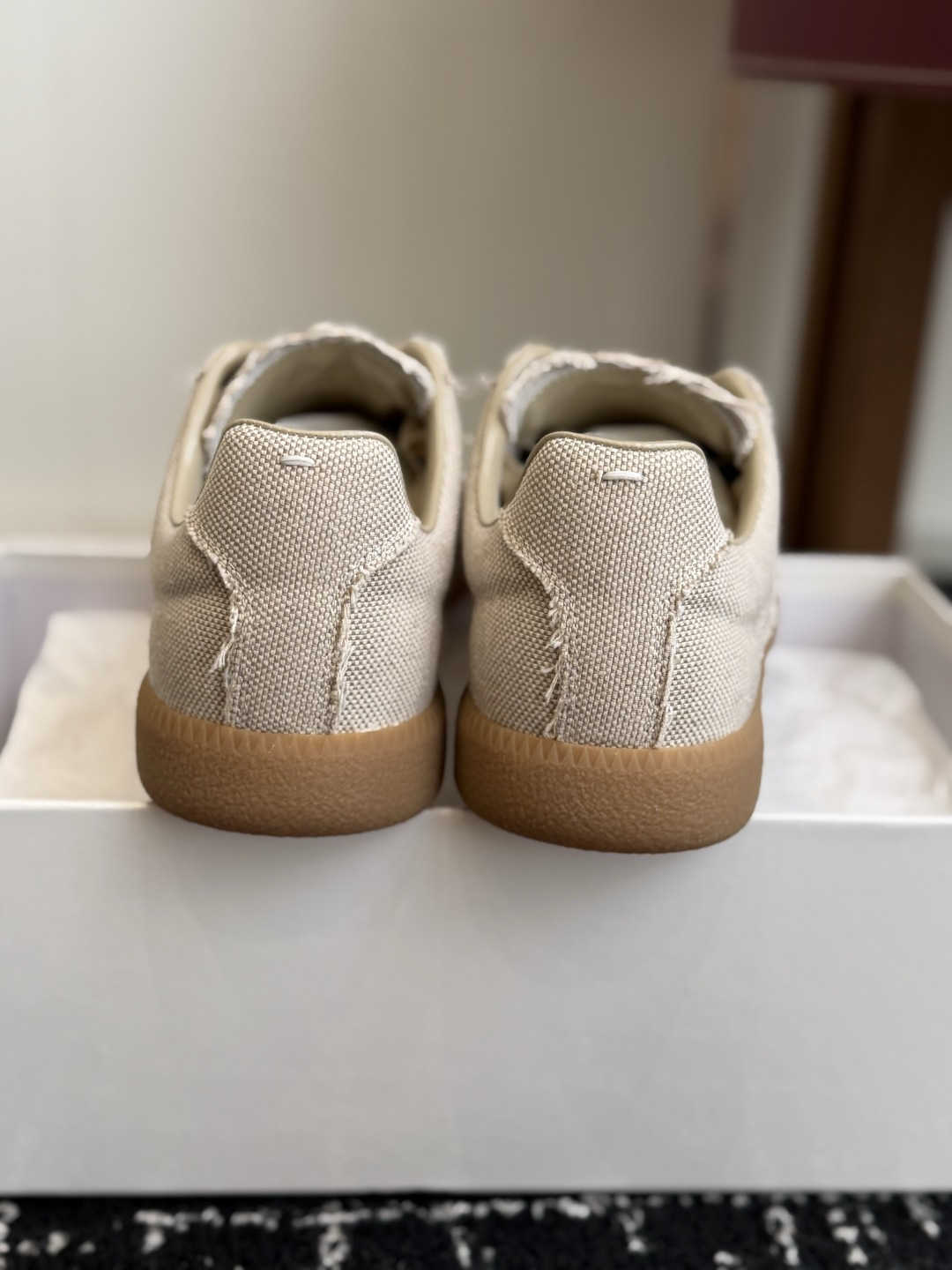 代购级(男码) MaisonMargiela MM6 马吉拉 26新色 德训鞋 休闲 运动鞋 原版购入开发 做货 鬼才设 代购级(男码) MaisonMargiela MM6 马吉拉 26新色 德训鞋 休闲 运动鞋 原版购入开发 做货 鬼才设