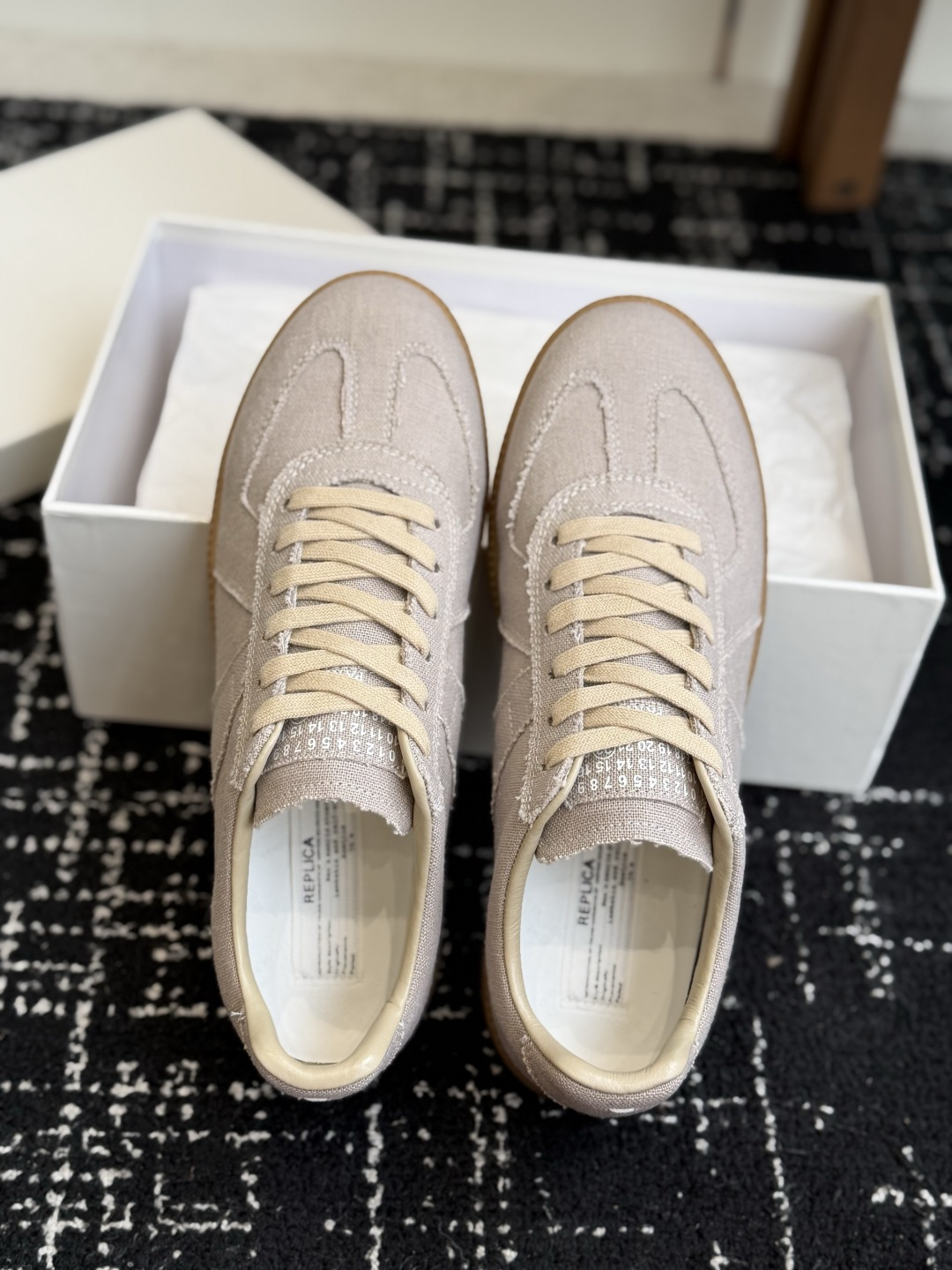 代购级（男码） MaisonMargiela MM6 马吉拉 26新色 情侣款  德训鞋 休闲 运动鞋 原版购入开发 做