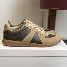 代购级(男码) MaisonMargiela MM6 马吉拉 26新色 情侣款 德训鞋 休闲 运动鞋 原版购入开发 做 代购级(男码) MaisonMargiela MM6 马吉拉 26新色 情侣款 德训鞋 休闲 运动鞋 原版购入开发 做