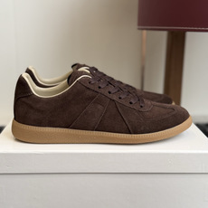 代购级(男码) MaisonMargiela MM6 马吉拉 26新色 情侣款 德训鞋 休闲 运动鞋 原版购入开发 做 代购级(男码) MaisonMargiela MM6 马吉拉 26新色 情侣款 德训鞋 休闲 运动鞋 原版购入开发 做