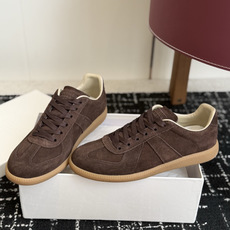 代购级(男码) MaisonMargiela MM6 马吉拉 26新色 情侣款 德训鞋 休闲 运动鞋 原版购入开发 做 代购级(男码) MaisonMargiela MM6 马吉拉 26新色 情侣款 德训鞋 休闲 运动鞋 原版购入开发 做