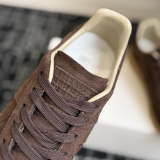 代购级(男码) MaisonMargiela MM6 马吉拉 26新色 情侣款 德训鞋 休闲 运动鞋 原版购入开发 做 代购级(男码) MaisonMargiela MM6 马吉拉 26新色 情侣款 德训鞋 休闲 运动鞋 原版购入开发 做