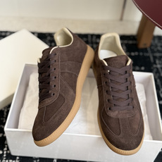 代购级(男码) MaisonMargiela MM6 马吉拉 26新色 情侣款 德训鞋 休闲 运动鞋 原版购入开发 做 代购级(男码) MaisonMargiela MM6 马吉拉 26新色 情侣款 德训鞋 休闲 运动鞋 原版购入开发 做