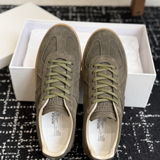 代购级(男码) MaisonMargiela MM6 马吉拉 26新色 情侣款 德训鞋 休闲 运动鞋 原版购入开发 做 代购级(男码) MaisonMargiela MM6 马吉拉 26新色 情侣款 德训鞋 休闲 运动鞋 原版购入开发 做