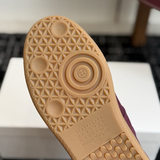 代购级(男码) MaisonMargiela MM6 马吉拉 26新色 情侣款 德训鞋 休闲 运动鞋 原版购入开发 做 代购级(男码) MaisonMargiela MM6 马吉拉 26新色 情侣款 德训鞋 休闲 运动鞋 原版购入开发 做