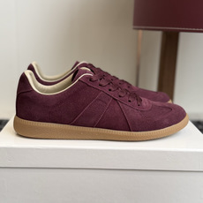 代购级(男码) MaisonMargiela MM6 马吉拉 26新色 情侣款 德训鞋 休闲 运动鞋 原版购入开发 做 代购级(男码) MaisonMargiela MM6 马吉拉 26新色 情侣款 德训鞋 休闲 运动鞋 原版购入开发 做