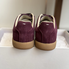 代购级(男码) MaisonMargiela MM6 马吉拉 26新色 情侣款 德训鞋 休闲 运动鞋 原版购入开发 做 代购级(男码) MaisonMargiela MM6 马吉拉 26新色 情侣款 德训鞋 休闲 运动鞋 原版购入开发 做