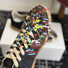 代购级 MaisonMargiela MM6 马吉拉 26新色 情侣款 德训鞋 休闲 运动鞋 原版购入开发 做货 鬼才 代购级 MaisonMargiela MM6 马吉拉 26新色 情侣款 德训鞋 休闲 运动鞋 原版购入开发 做货 鬼才