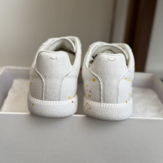 代购级(男码) MaisonMargiela MM6 马吉拉 26新色 情侣款 德训鞋 休闲 运动鞋 原版购入开发 做 代购级(男码) MaisonMargiela MM6 马吉拉 26新色 情侣款 德训鞋 休闲 运动鞋 原版购入开发 做