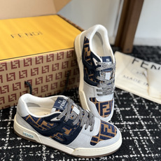 东莞代购级(布+皮) Fendi芬迪爆款系列 情侣款 休闲运动鞋 板鞋 FD match 设计师Kim Jones打造 东莞代购级(布+皮) Fendi芬迪爆款系列 情侣款 休闲运动鞋 板鞋 FD match 设计师Kim Jones打造