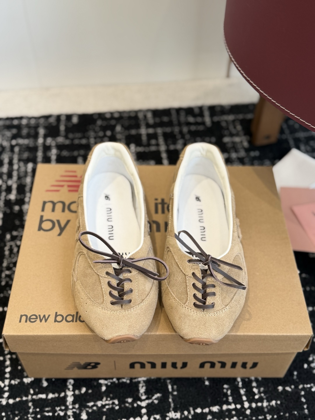 代购级 miuX New Balanc*e 联名款 单鞋 休闲鞋  超级无敌大热门[得意]无论你如何穿搭都好看，新款休闲