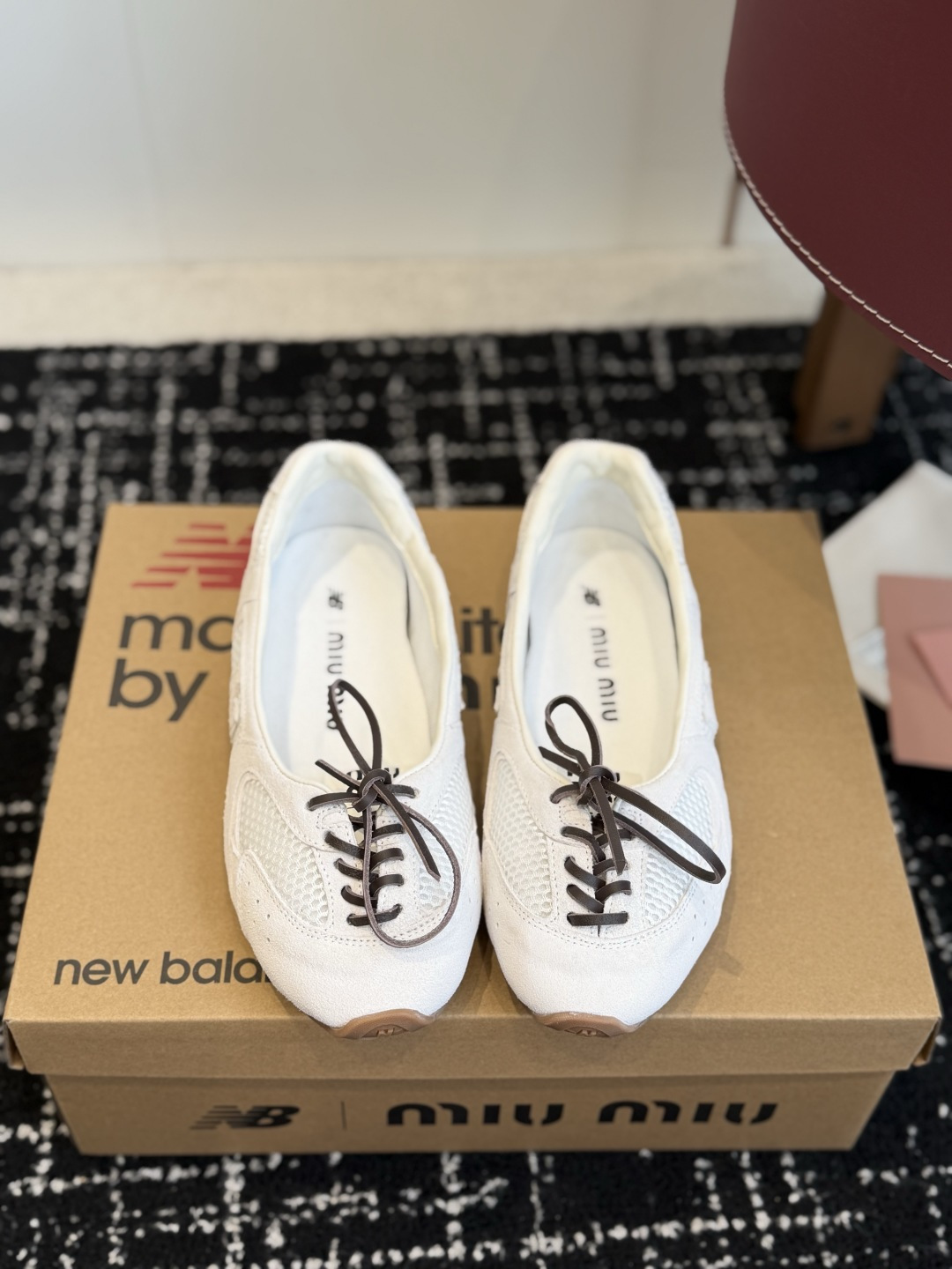代购级 miuX New Balanc*e 联名款 单鞋 休闲鞋  超级无敌大热门[得意]无论你如何穿搭都好看，新款休闲