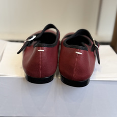代购级 Maison Margiela丨MM6马吉拉26ss新款 玛丽珍 分趾鞋 Tabi分趾鞋 芭蕾舞鞋 轻松驾驭 小 代购级 Maison Margiela丨MM6马吉拉26ss新款 玛丽珍 分趾鞋 Tabi分趾鞋 芭蕾舞鞋 轻松驾驭 小