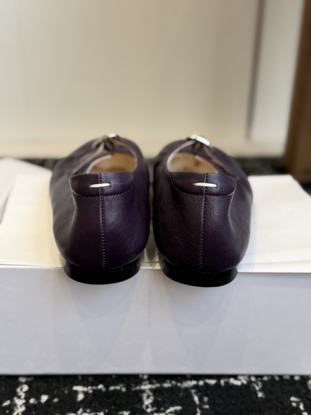 代购级 Maison Margiela丨MM6马吉拉26ss新款 玛丽珍 分趾鞋 Tabi分趾鞋 芭蕾舞鞋 轻松驾驭 小 代购级 Maison Margiela丨MM6马吉拉26ss新款 玛丽珍 分趾鞋 Tabi分趾鞋 芭蕾舞鞋 轻松驾驭 小