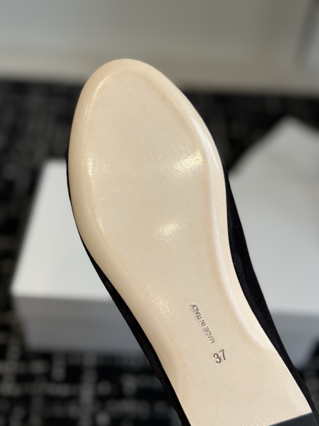 东莞代购级 莞产高品质,新款The Row 极简拉链复古乐福鞋 这款乐福鞋简约大气又百搭!一年四季都可以穿,一眼就看上 东莞代购级 莞产高品质,新款The Row 极简拉链复古乐福鞋 这款乐福鞋简约大气又百搭!一年四季都可以穿,一眼就看上