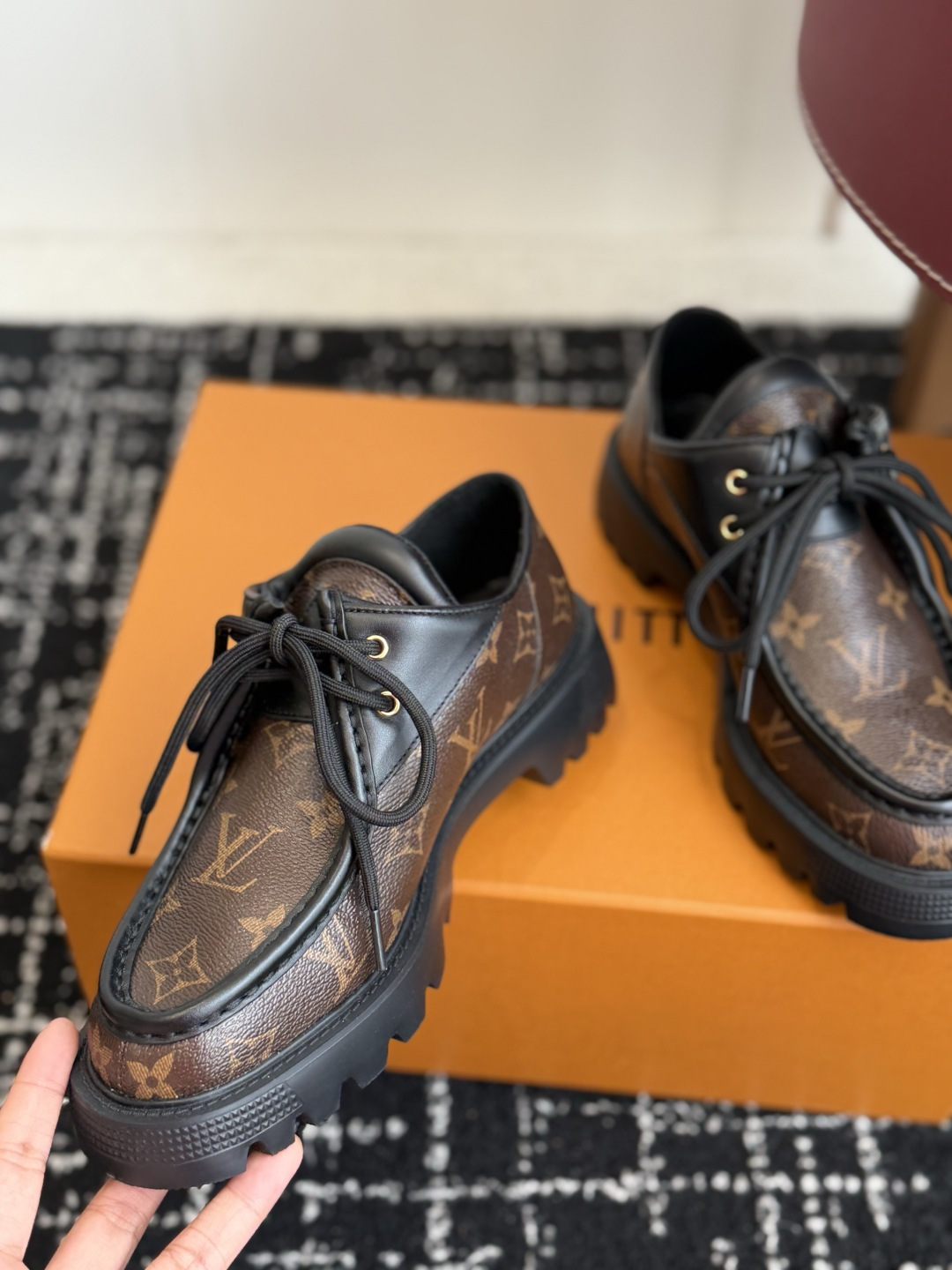 代购级 Louis Vuitto 路易威登LV驴牌 26ss 新款 乐福鞋 乐福鞋Archlight经典Skate运动 代购级 Louis Vuitto 路易威登LV驴牌 26ss 新款 乐福鞋 乐福鞋Archlight经典Skate运动