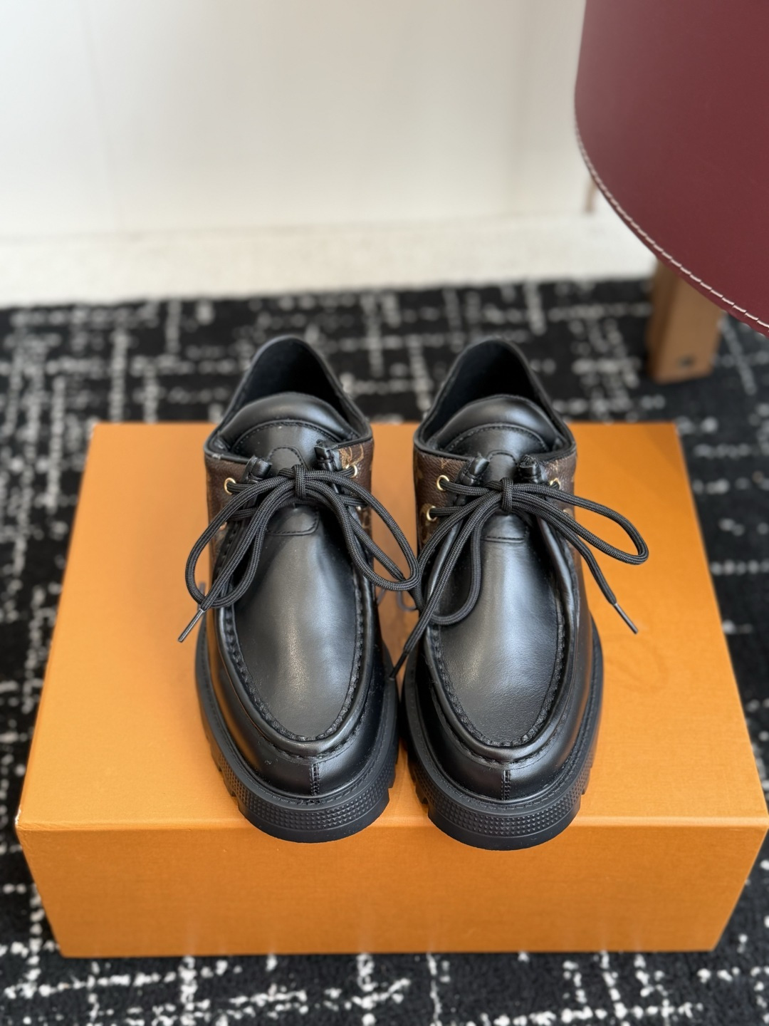代购级 Louis  Vuitto 路易威登LV驴牌 26ss 新款 乐福鞋 乐福鞋Archlight经典Skate运动