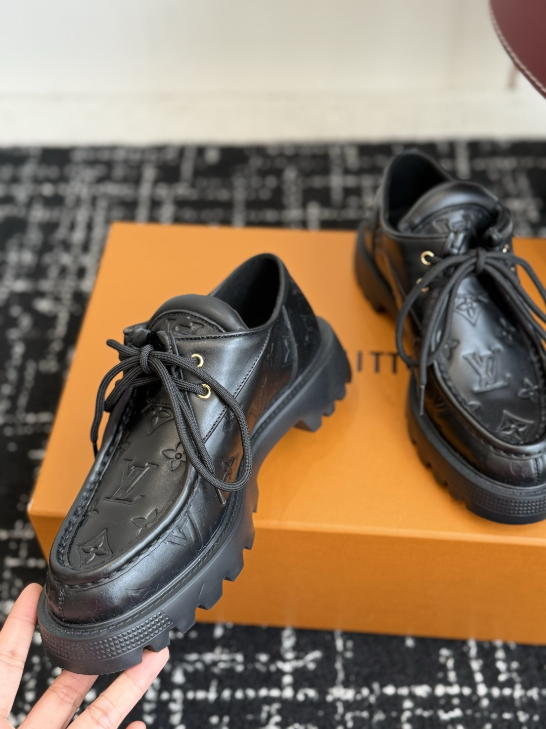 代购级 Louis Vuitto 路易威登LV驴牌 26ss 新款 乐福鞋 乐福鞋Archlight经典Skate运动 代购级 Louis Vuitto 路易威登LV驴牌 26ss 新款 乐福鞋 乐福鞋Archlight经典Skate运动
