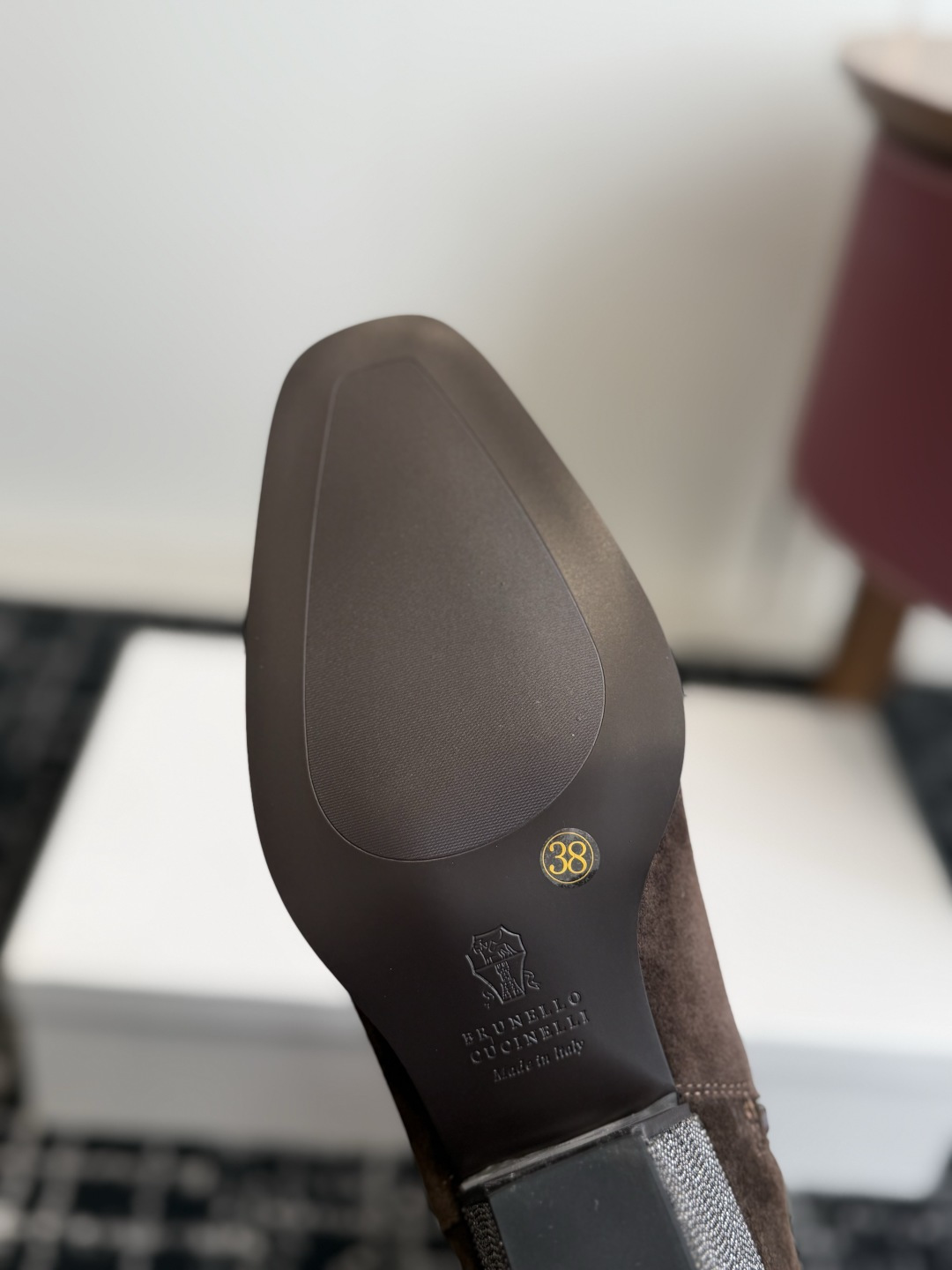 代购级 Brunello CucinelliBC26ss秋冬季新款粗跟气质高跟高筒靴 自带高冷疏离的清冷极简格调,利落尖 代购级 Brunello CucinelliBC26ss秋冬季新款粗跟气质高跟高筒靴 自带高冷疏离的清冷极简格调,利落尖
