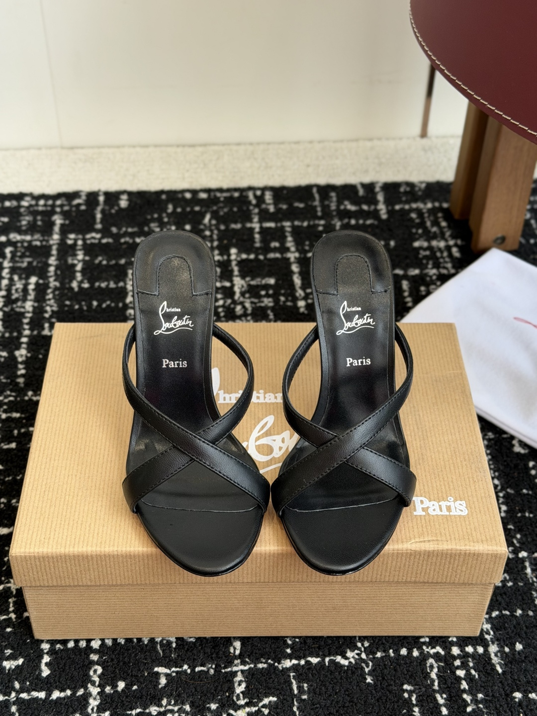 代购级 Christian Louboutin 春夏新款时装走秀芭蕾蝴蝶结高跟凉拖 CL红底永远的YYDS 𝐶ℎ𝑟𝑖𝑠𝑡