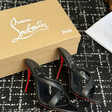 代购级 Christian Louboutin 春夏新款时装走秀芭蕾蝴蝶结高跟凉拖 CL红底永远的YYDS 𝐶ℎ𝑟𝑖𝑠𝑡 代购级 Christian Louboutin 春夏新款时装走秀芭蕾蝴蝶结高跟凉拖 CL红底永远的YYDS 𝐶ℎ𝑟𝑖𝑠𝑡