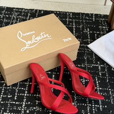 代购级 Christian Louboutin 春夏新款时装走秀芭蕾蝴蝶结高跟凉拖 CL红底永远的YYDS 𝐶ℎ𝑟𝑖𝑠𝑡 代购级 Christian Louboutin 春夏新款时装走秀芭蕾蝴蝶结高跟凉拖 CL红底永远的YYDS 𝐶ℎ𝑟𝑖𝑠𝑡