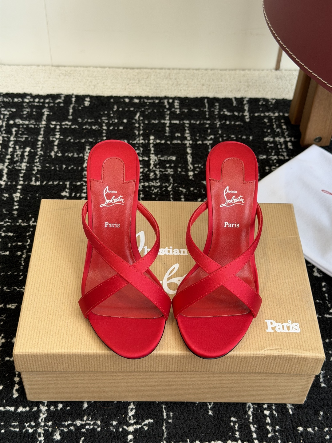 代购级 Christian Louboutin 春夏新款时装走秀芭蕾蝴蝶结高跟凉拖 CL红底永远的YYDS 𝐶ℎ𝑟𝑖𝑠𝑡