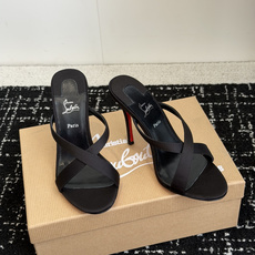 代购级 Christian Louboutin 春夏新款时装走秀芭蕾蝴蝶结高跟凉拖 CL红底永远的YYDS 𝐶ℎ𝑟𝑖𝑠𝑡 代购级 Christian Louboutin 春夏新款时装走秀芭蕾蝴蝶结高跟凉拖 CL红底永远的YYDS 𝐶ℎ𝑟𝑖𝑠𝑡