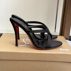 代购级 Christian Louboutin 春夏新款时装走秀芭蕾蝴蝶结高跟凉拖 CL红底永远的YYDS 𝐶ℎ𝑟𝑖𝑠𝑡 代购级 Christian Louboutin 春夏新款时装走秀芭蕾蝴蝶结高跟凉拖 CL红底永远的YYDS 𝐶ℎ𝑟𝑖𝑠𝑡