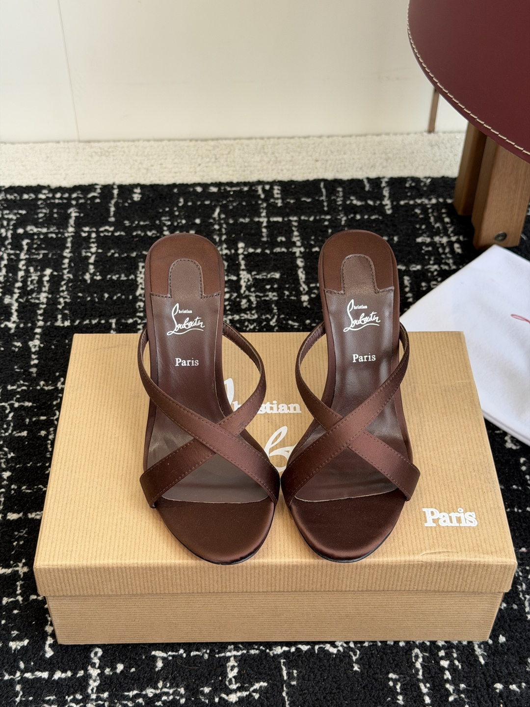 代购级 Christian Louboutin 春夏新款时装走秀芭蕾蝴蝶结高跟凉拖 CL红底永远的YYDS 𝐶ℎ𝑟𝑖𝑠𝑡