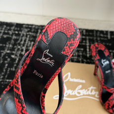代购级 Christian Louboutin 春夏新款时装走秀芭蕾蝴蝶结高跟凉拖 CL红底永远的YYDS 𝐶ℎ𝑟𝑖𝑠𝑡 代购级 Christian Louboutin 春夏新款时装走秀芭蕾蝴蝶结高跟凉拖 CL红底永远的YYDS 𝐶ℎ𝑟𝑖𝑠𝑡