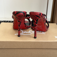 代购级 Christian Louboutin 春夏新款时装走秀芭蕾蝴蝶结高跟凉拖 CL红底永远的YYDS 𝐶ℎ𝑟𝑖𝑠𝑡 代购级 Christian Louboutin 春夏新款时装走秀芭蕾蝴蝶结高跟凉拖 CL红底永远的YYDS 𝐶ℎ𝑟𝑖𝑠𝑡