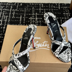 代购级 Christian Louboutin 春夏新款时装走秀芭蕾蝴蝶结高跟凉拖 CL红底永远的YYDS 𝐶ℎ𝑟𝑖𝑠𝑡 代购级 Christian Louboutin 春夏新款时装走秀芭蕾蝴蝶结高跟凉拖 CL红底永远的YYDS 𝐶ℎ𝑟𝑖𝑠𝑡