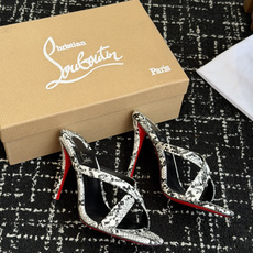 代购级 Christian Louboutin 春夏新款时装走秀芭蕾蝴蝶结高跟凉拖 CL红底永远的YYDS 𝐶ℎ𝑟𝑖𝑠𝑡 代购级 Christian Louboutin 春夏新款时装走秀芭蕾蝴蝶结高跟凉拖 CL红底永远的YYDS 𝐶ℎ𝑟𝑖𝑠𝑡