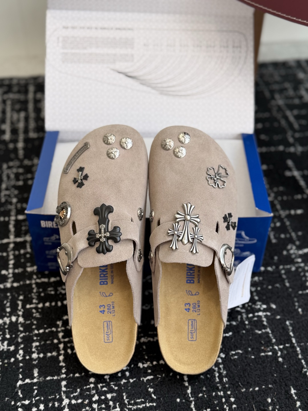 代购级 Birkenstock 克罗心 26ss 新款 勃肯 情侣款 包头拖 这两个品牌刚出联名我就心动了 代购找很久才