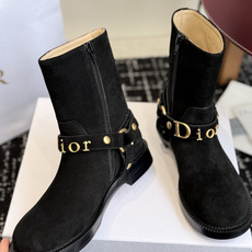 代购级 Dior迪奥 26ss 新款秋冬英伦风布洛克厚底马丁靴! 楦型百搭瘦脚yyds.造型立体饱满,帅气十足 上脚舒 代购级 Dior迪奥 26ss 新款秋冬英伦风布洛克厚底马丁靴! 楦型百搭瘦脚yyds.造型立体饱满,帅气十足 上脚舒