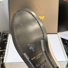 代购级(⚠️官网同步✈️盒包装) YSL Yves Saint Laurent (杨树林)大爆款情侣 樂福鞋小牛皮制造 代购级(⚠️官网同步✈️盒包装) YSL Yves Saint Laurent (杨树林)大爆款情侣 樂福鞋小牛皮制造