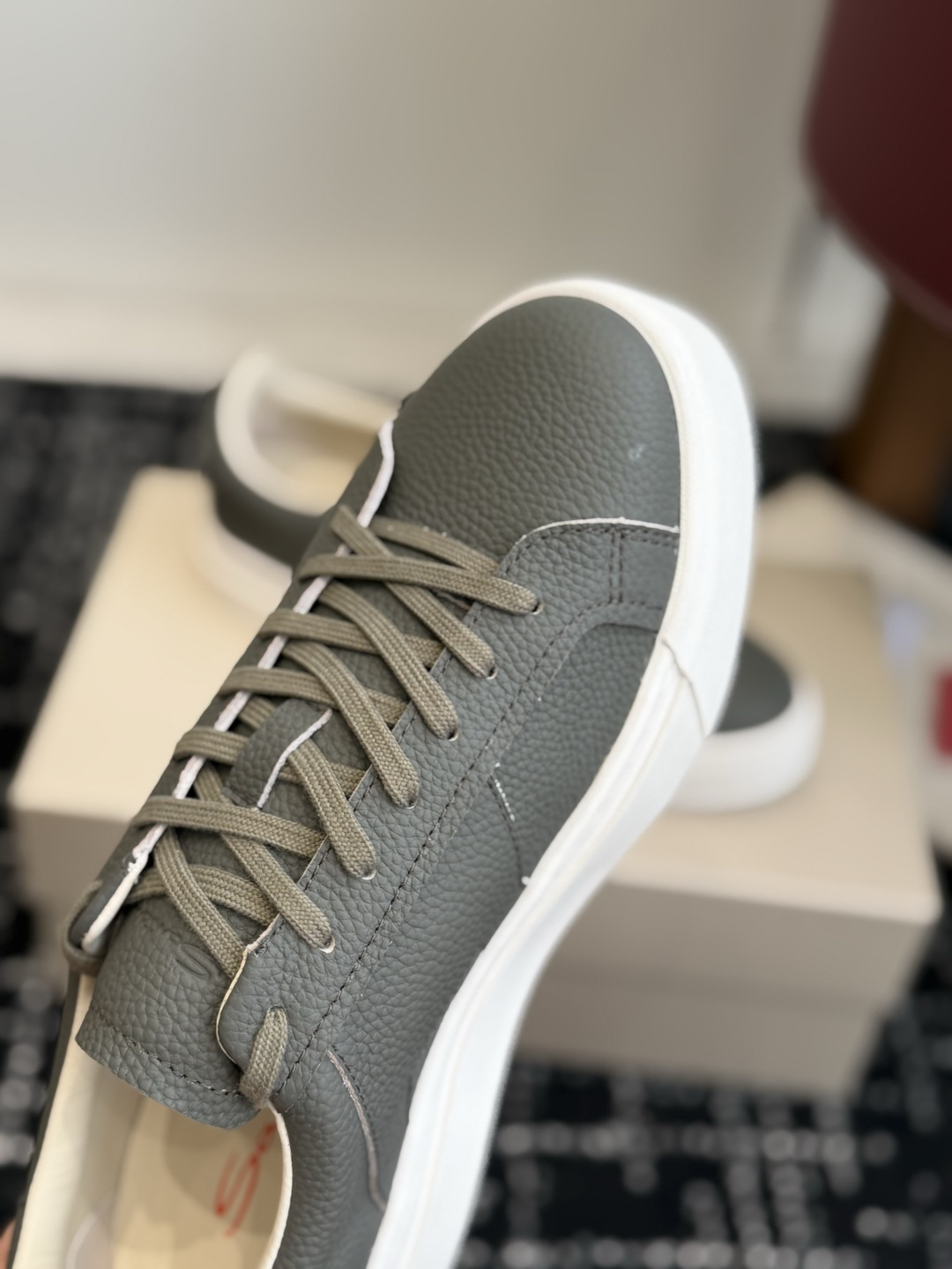 代购级 Santoni26ss男款休闲鞋 Santoni皮具品牌源于1975年,创始人Andrea Santoni先生 代购级 Santoni26ss男款休闲鞋 Santoni皮具品牌源于1975年,创始人Andrea Santoni先生