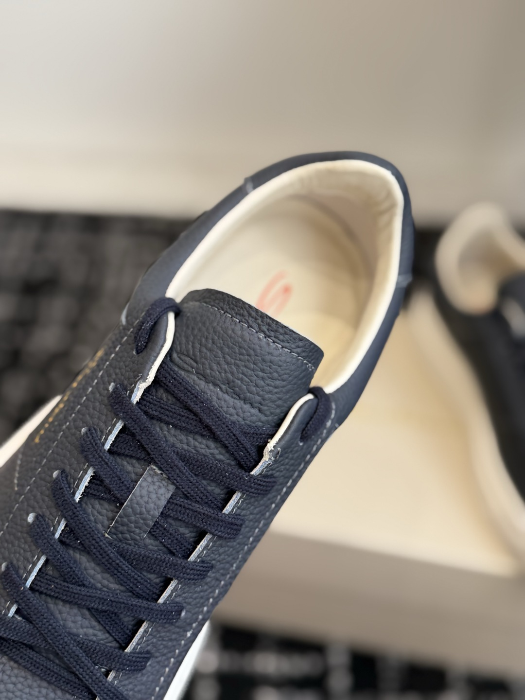 代购级 Santoni26ss男款休闲鞋 Santoni皮具品牌源于1975年,创始人Andrea Santoni先生 代购级 Santoni26ss男款休闲鞋 Santoni皮具品牌源于1975年,创始人Andrea Santoni先生