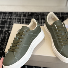 代购级 Santoni26ss男款休闲鞋 Santoni皮具品牌源于1975年,创始人Andrea Santoni先生 代购级 Santoni26ss男款休闲鞋 Santoni皮具品牌源于1975年,创始人Andrea Santoni先生